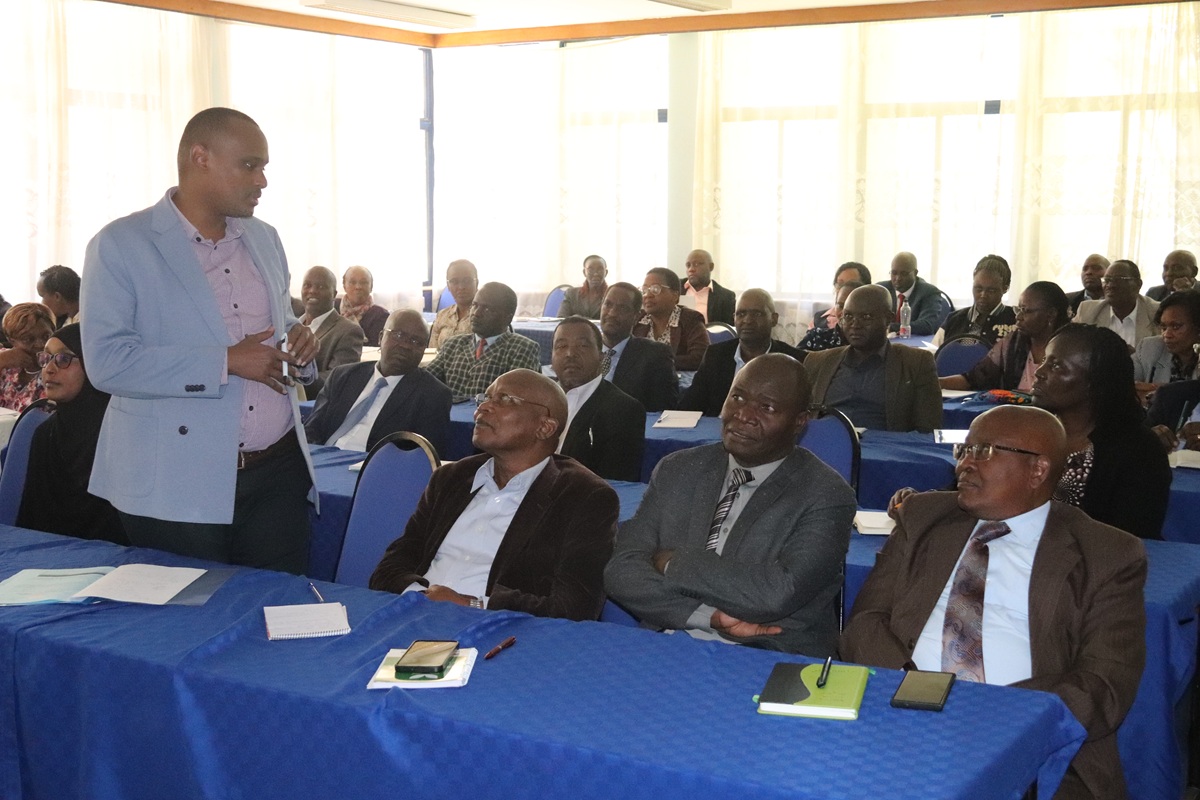 Remuneration Commission in session